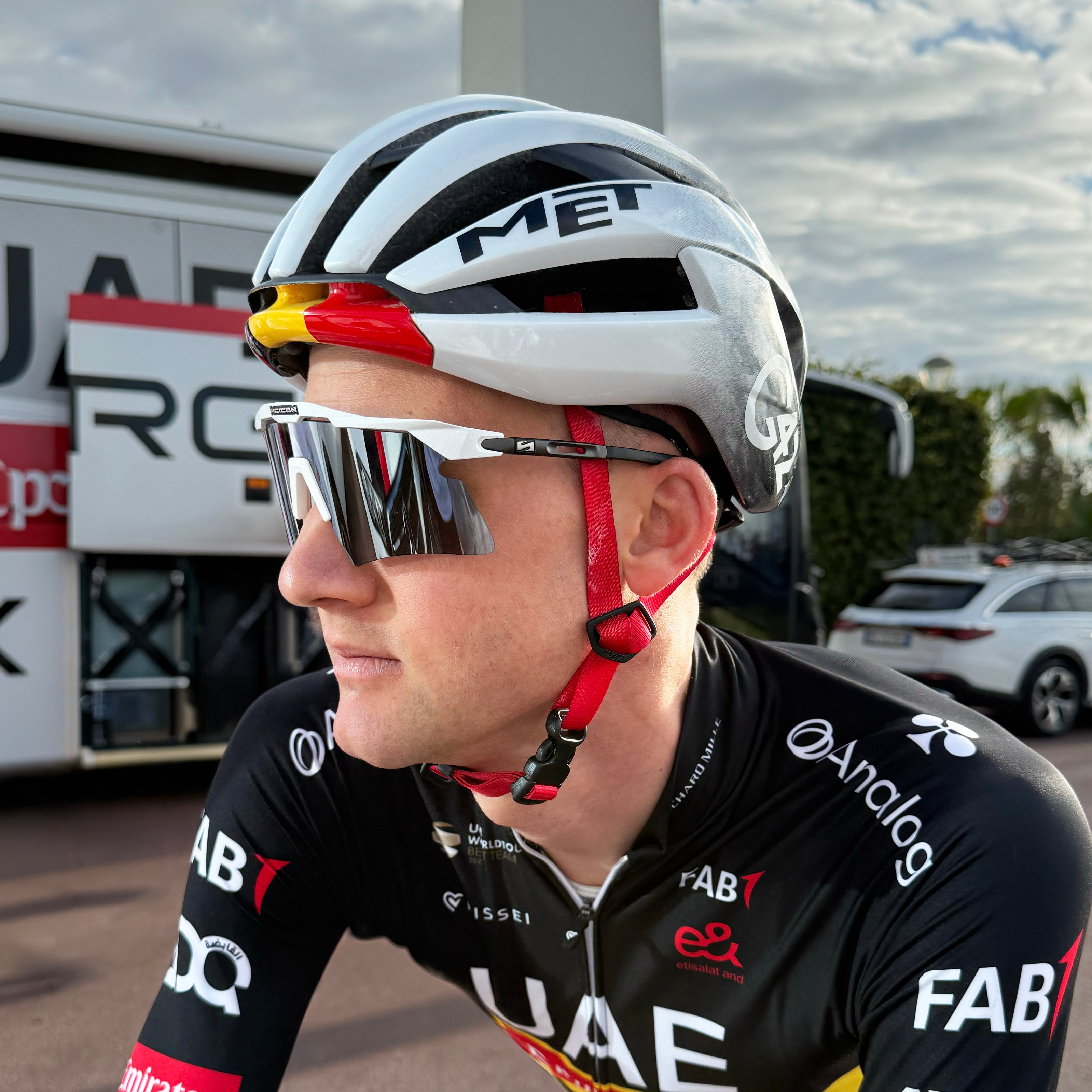 AEROSHADE 2.0 TITANIUM