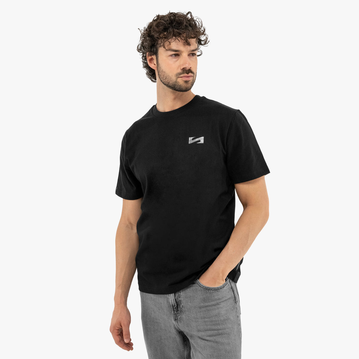 TS24032